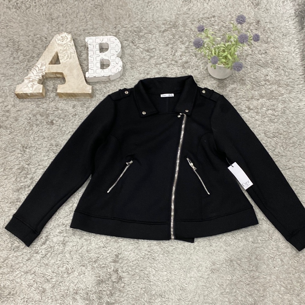 Dez Women's Jacket (1X) Plus size